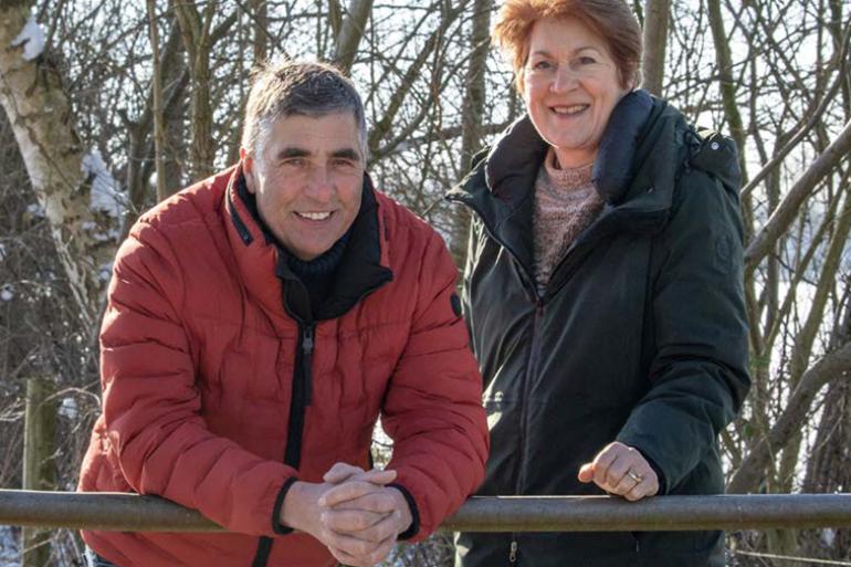 Marry en Roelof Brink: ‘Als je dingen steeds iets beter doet, houd je onderaan de streep meer geld over. En de toeslag op de melkprijs komt erbij’